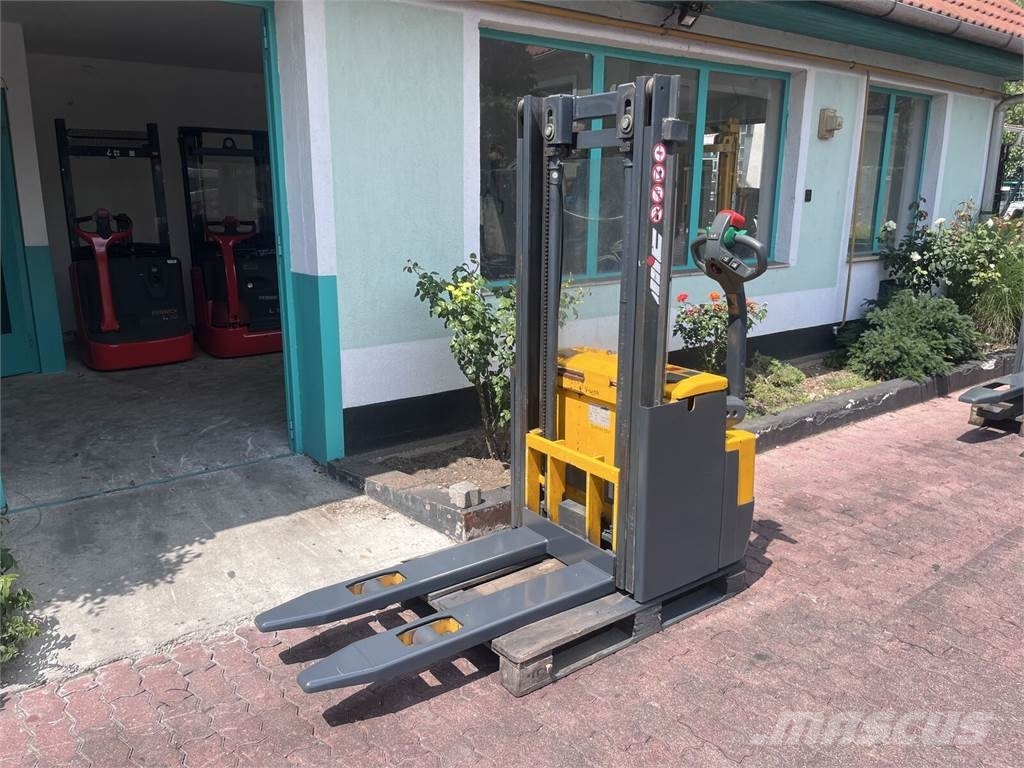 Steinbock WP12 250T V-4057 FOR EXPORT ONLY Akut