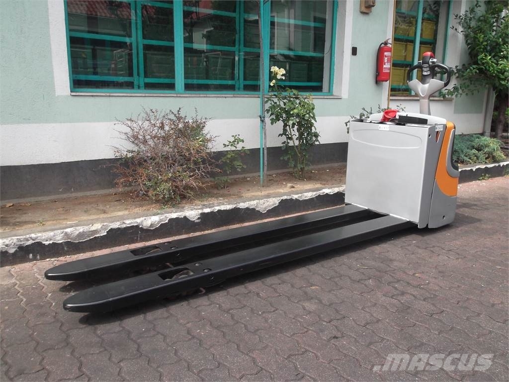 Still EXU20AC (LONG 2380) V-2437 OB Platform stackers