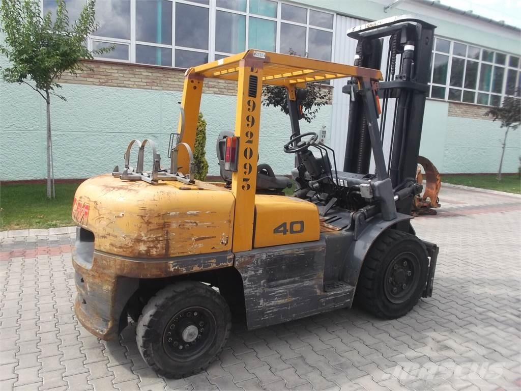 TCM FG40-T8 V-2324 LPG'li forkliftler