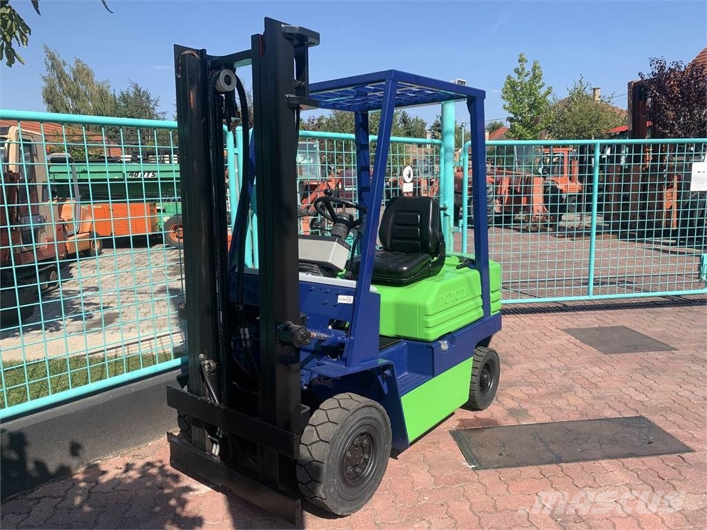 Toyota 5FD15 /02/ V-3264 Dieselmotviktstruckar
