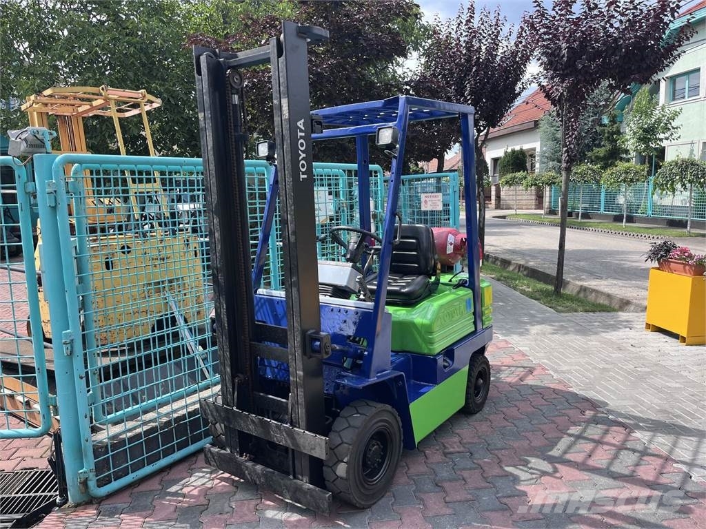 Toyota 5FGF15 V-4082 Nestekaasutrukit