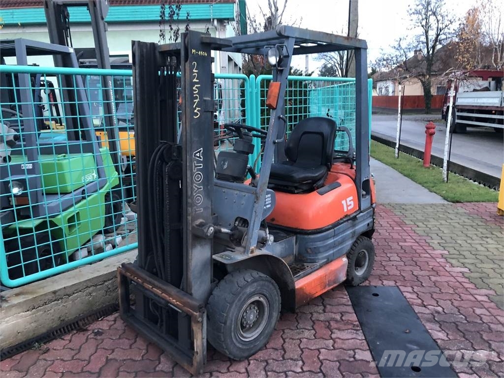 Toyota 6FGF15 /42/ V-3289 OL Dieselmotviktstruckar