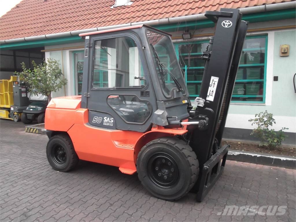 Toyota 7FD45 /42/ V-2476 OB 柴油卡車