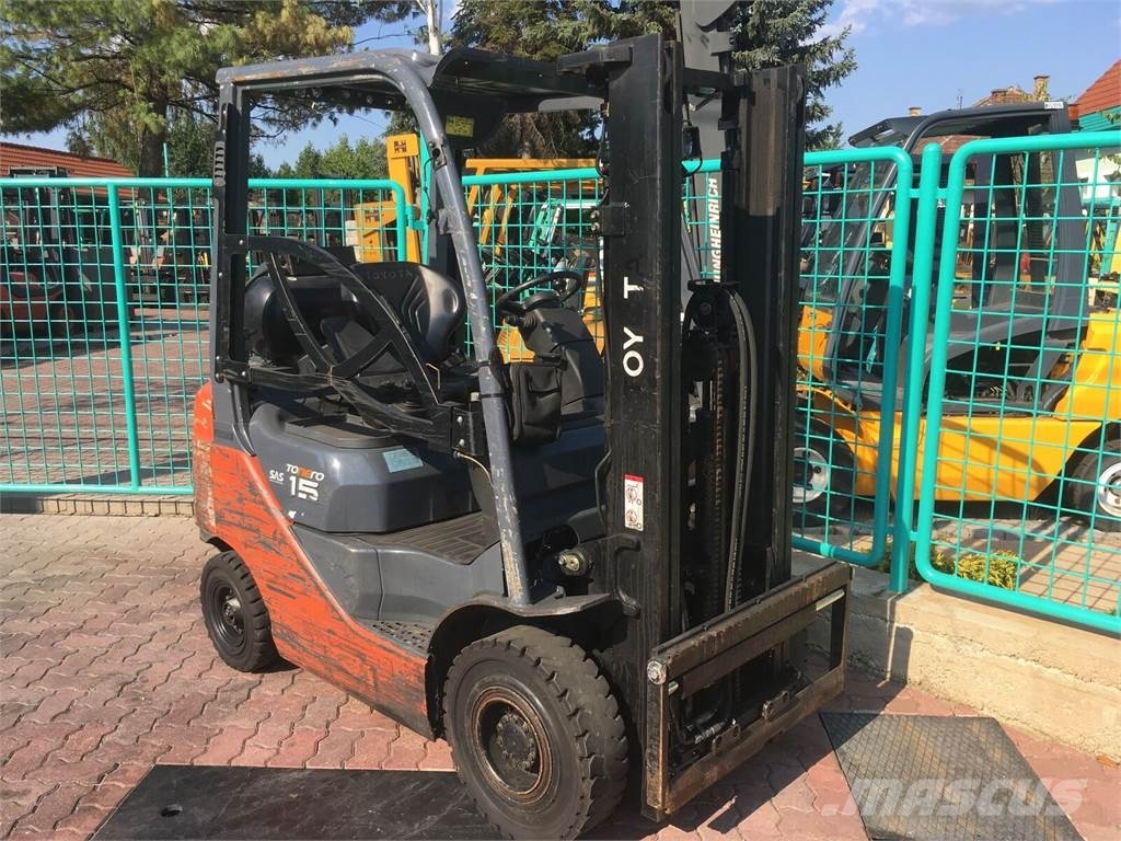 Toyota 8FGF-15 /02/ V-3097 OL Propan trucker