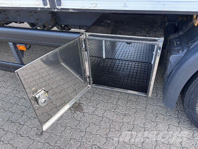 Scania P 250 B4x2NB 18 pl. Boks/Lift Kastenwagen