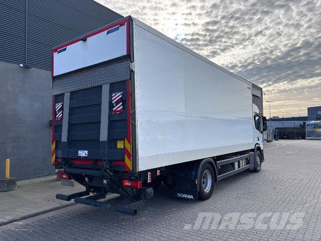 Scania P 250 B4x2NB 18 pl. Boks/Lift Kastenwagen
