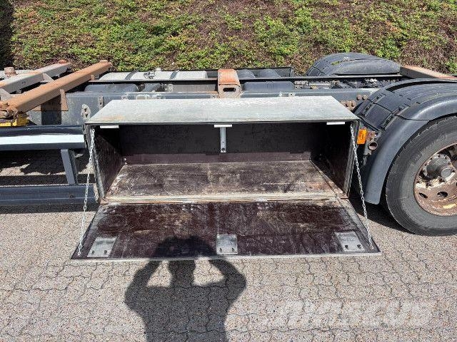 Scania P 360 B4x2NB - BDF swap body chassis with fold-awa 集装箱叉车