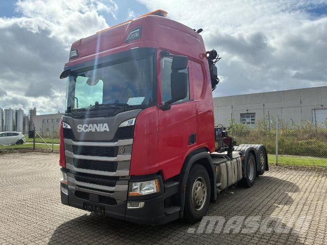 Scania R 500 A6x2NB - HMF kran 2820 Tractor Units