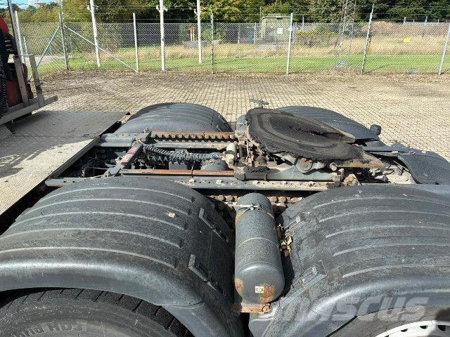 Scania R 500 A6x2NB - HMF kran 2820 Tractor Units