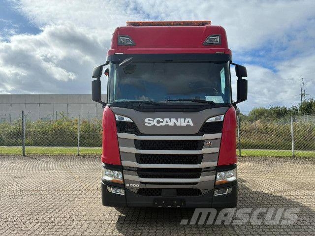 Scania R 500 A6x2NB - HMF kran 2820 Tractor Units