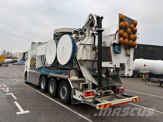 Scania R 500 B8x4*4NB Vacuum Cleaner شاحنات ذات صهاريج