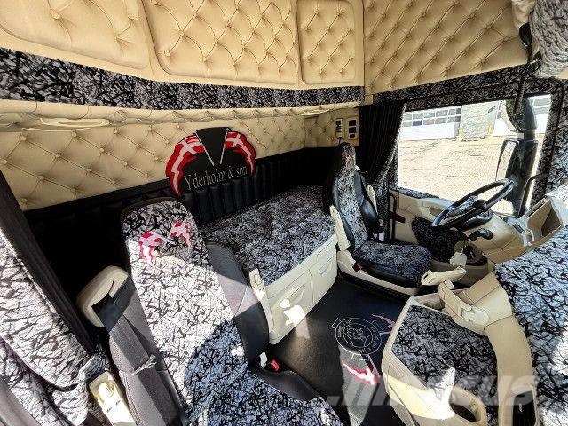 Scania R 560 A6x2NB 트랙터 유닛