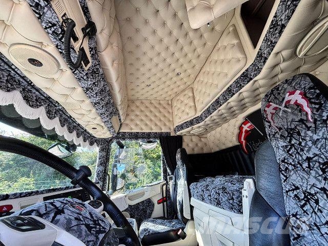 Scania R 560 A6x2NB 트랙터 유닛