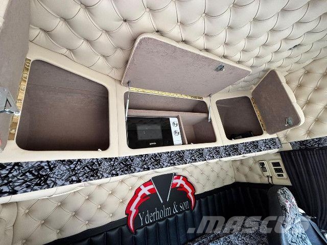 Scania R 560 A6x2NB 트랙터 유닛