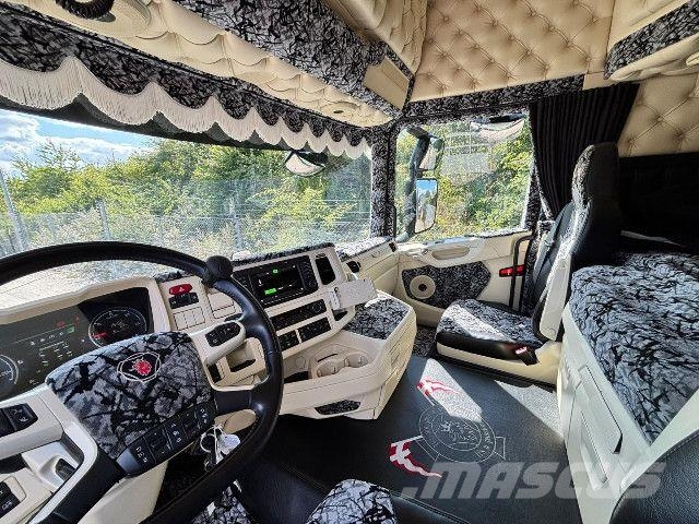 Scania R 560 A6x2NB 트랙터 유닛