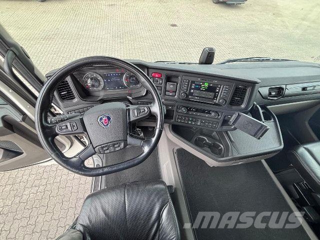 Scania R 560 A6x2NB Trækkere