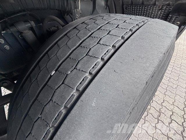 Scania R 560 A6x2NB Trækkere