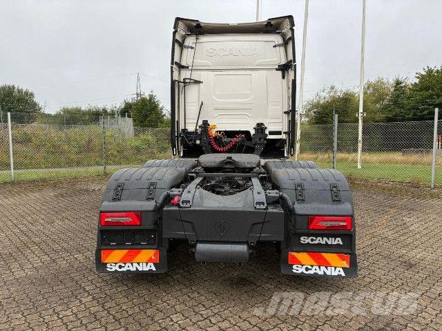 Scania R 560 A6x2NB - 2 streng hydraulik Prime Movers