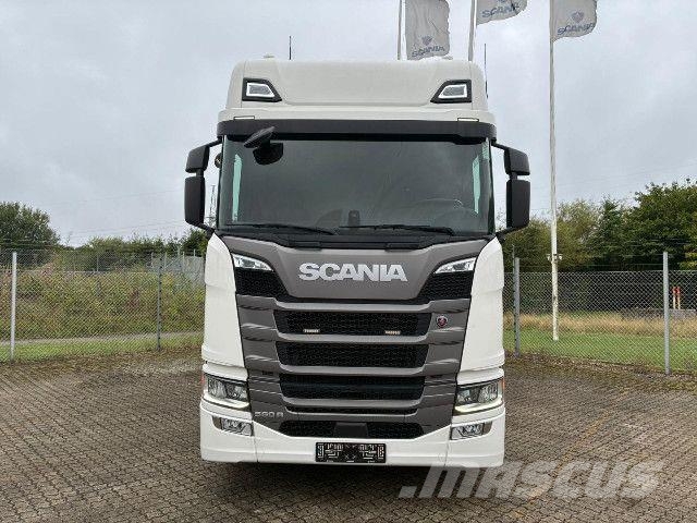 Scania R 560 A6x2NB - 2 streng hydraulik Prime Movers