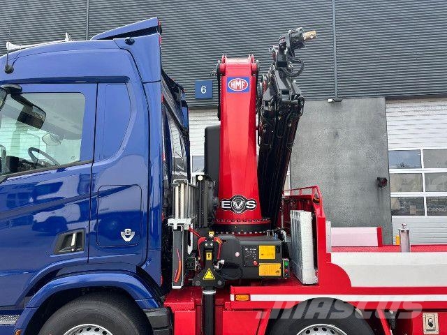Scania R 590 B8x2*6NB Crane + machine transporter body wi Вантажівки / спеціальні