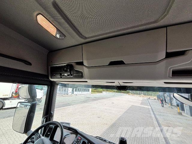 Scania R 590 B8x2*6NB Crane + machine transporter body wi Вантажівки / спеціальні