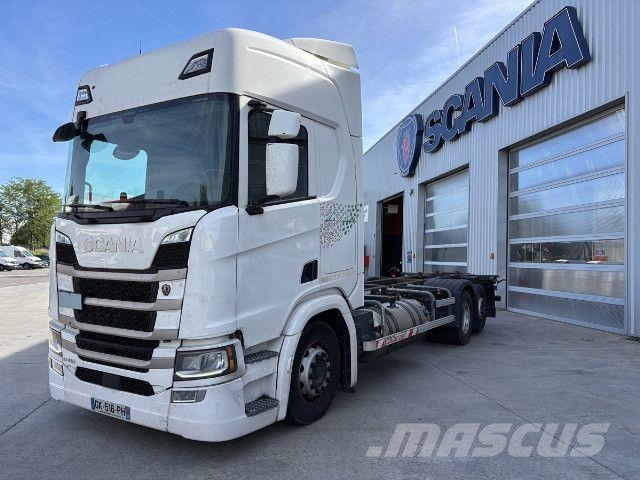 Scania R 410 B6x2NB شاحنات بمقصورة وهيكل