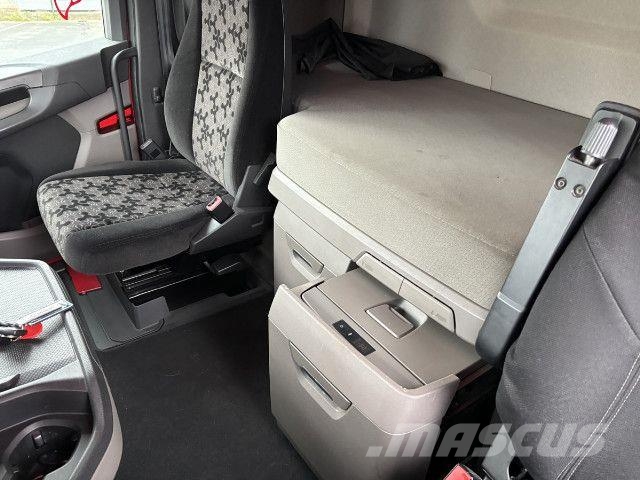 Scania S 500 A4x2NB Camiones tractor