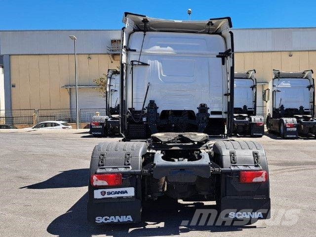 Scania R 500 A4x2NA Trekkers