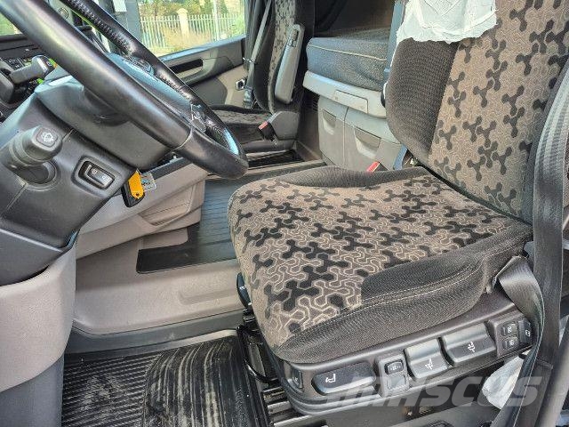 Scania R 500 A4x2NA Trekkers