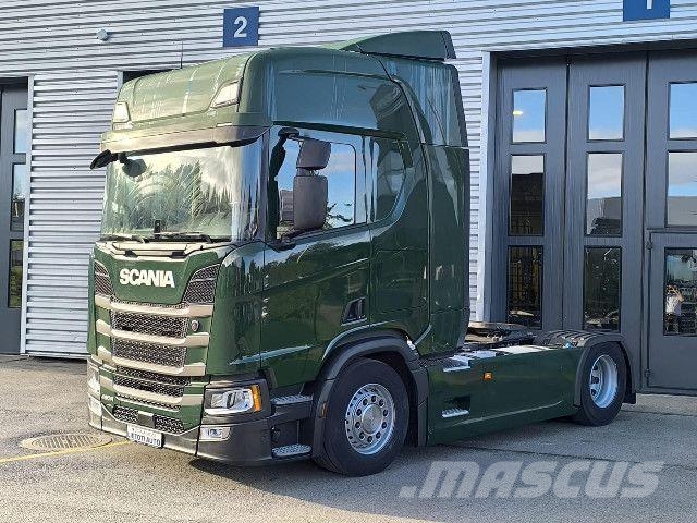 Scania R 460 A4x2LB Vetopöytäautot