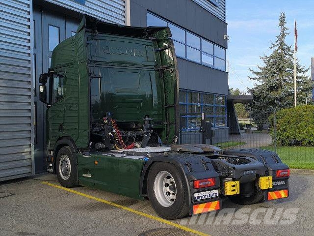 Scania R 460 A4x2LB Vetopöytäautot