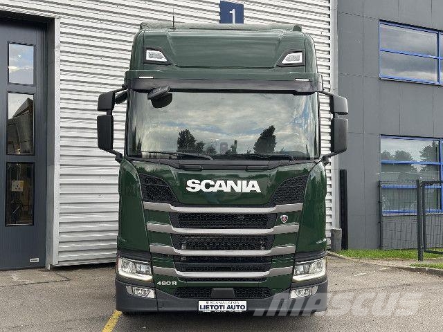 Scania R 460 A4x2LB Vetopöytäautot