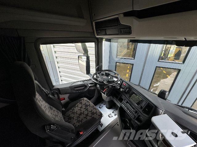 Scania R 460 A4x2LB Vetopöytäautot