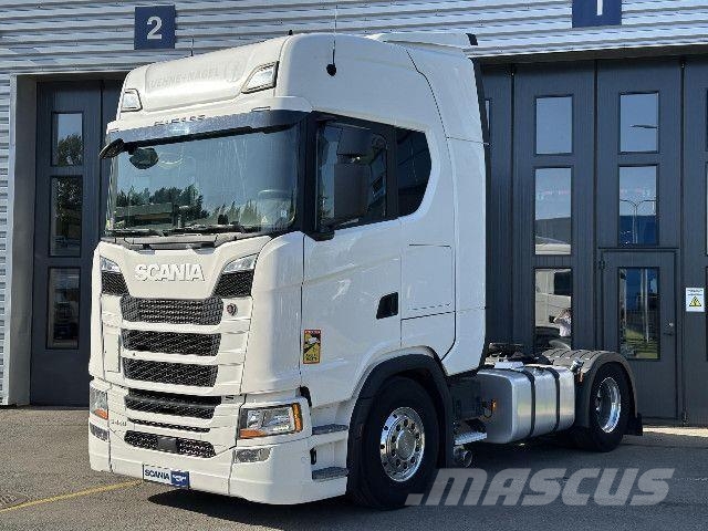 Scania S 450 A4x2NA وحدات الجر