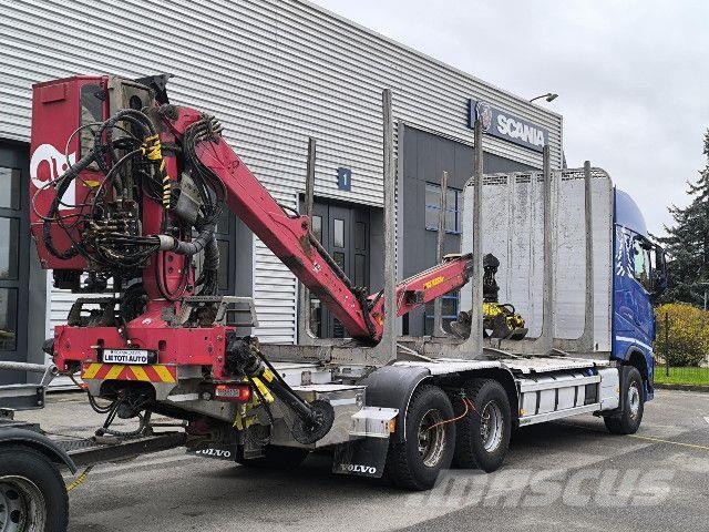 Volvo FH شاحنات أشجار