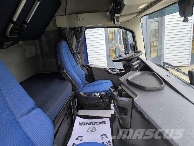 Volvo FH شاحنات أشجار