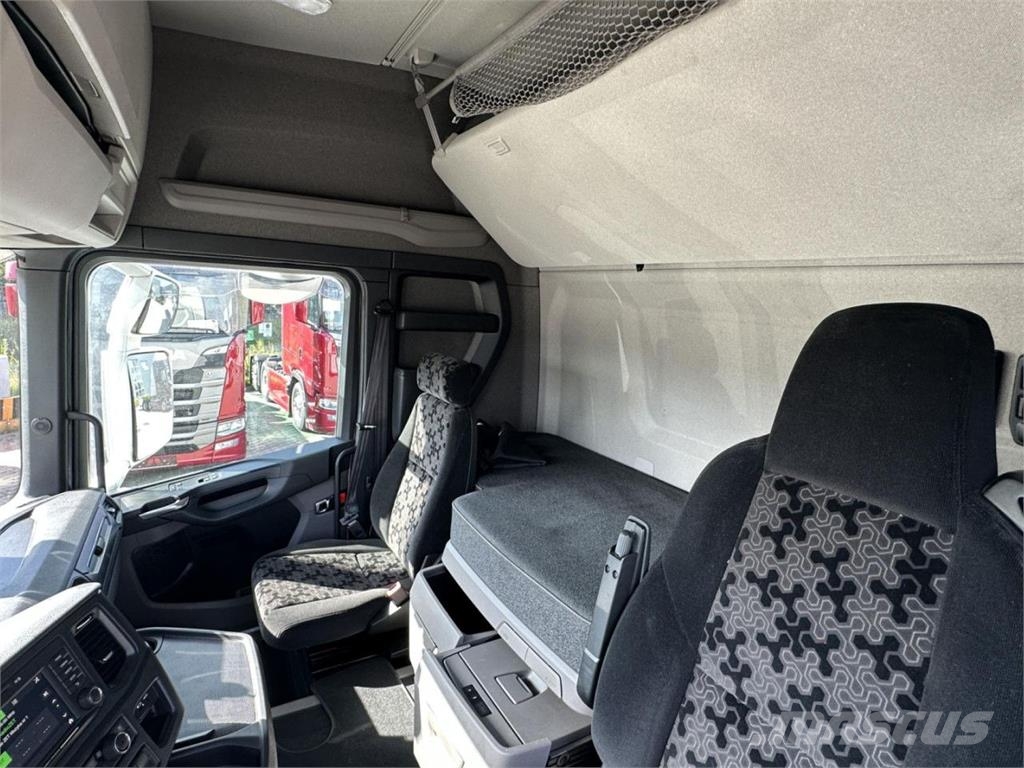 Scania R 450 A4x2NA Vlačilci