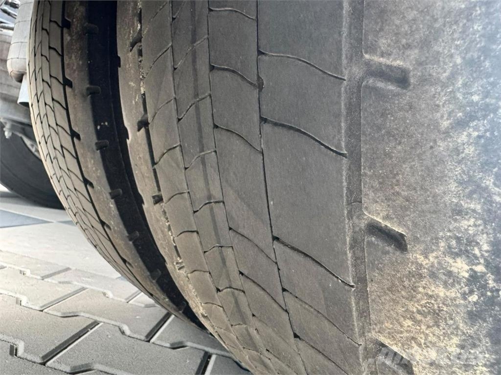 Scania R 460 A4x2NA Trekkers