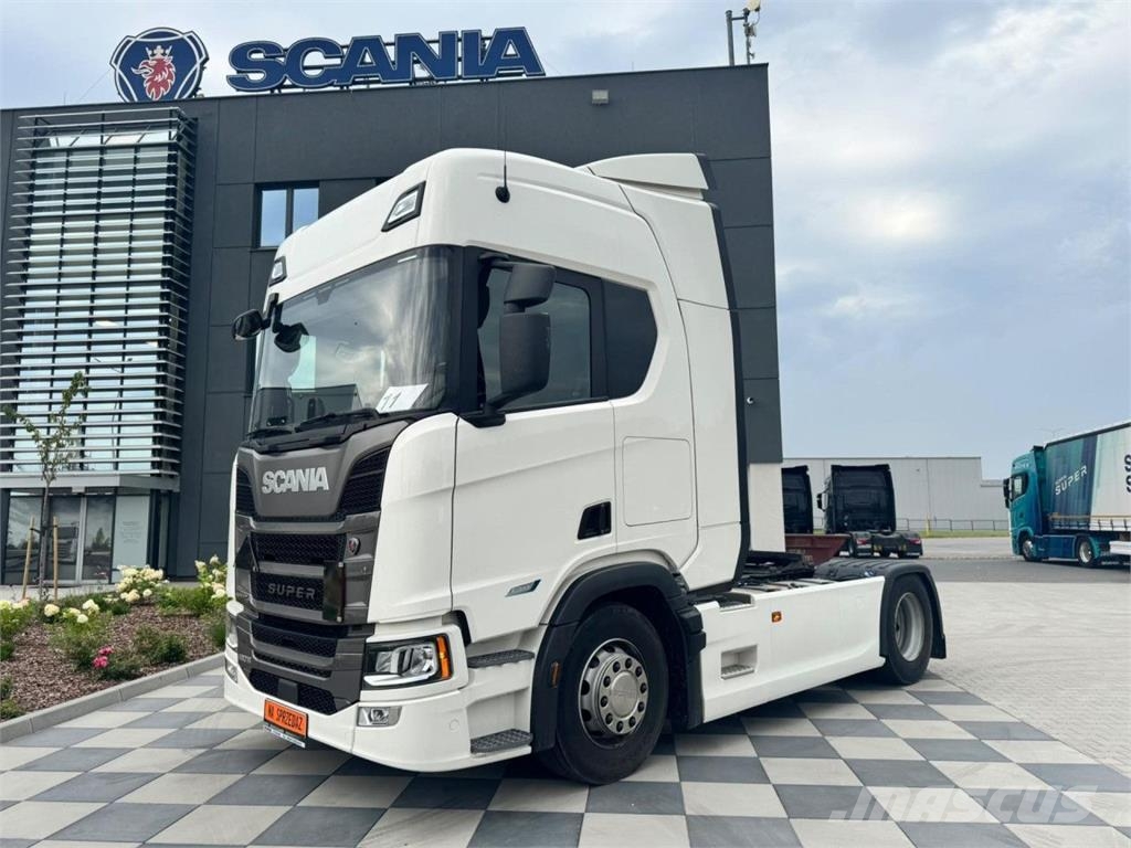 Scania R 460 A4x2NA Trekkers