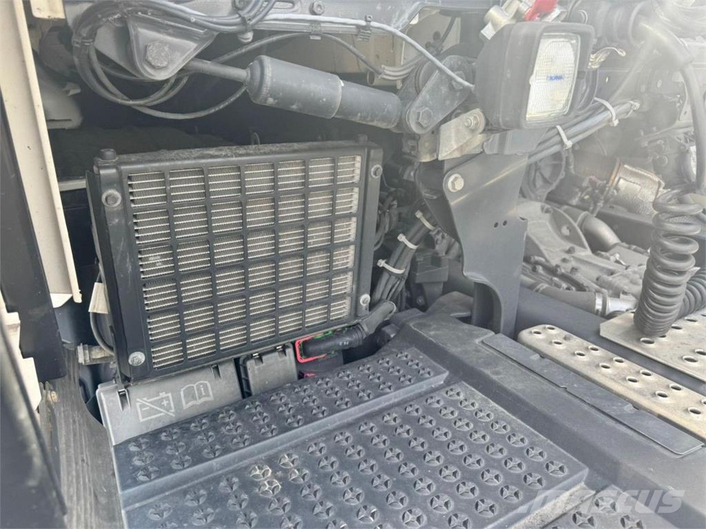 Scania R 460 A4x2NA 트랙터 유닛