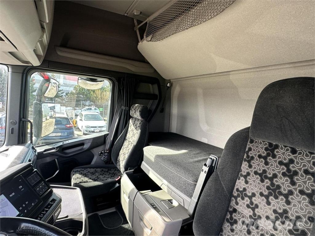 Scania R 460 A4x2NA Trekkers