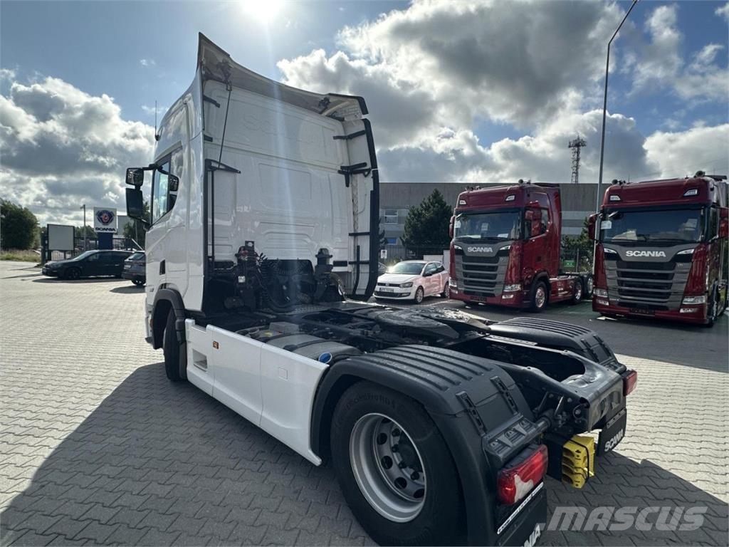Scania R 460 A4x2NA Vlačilci