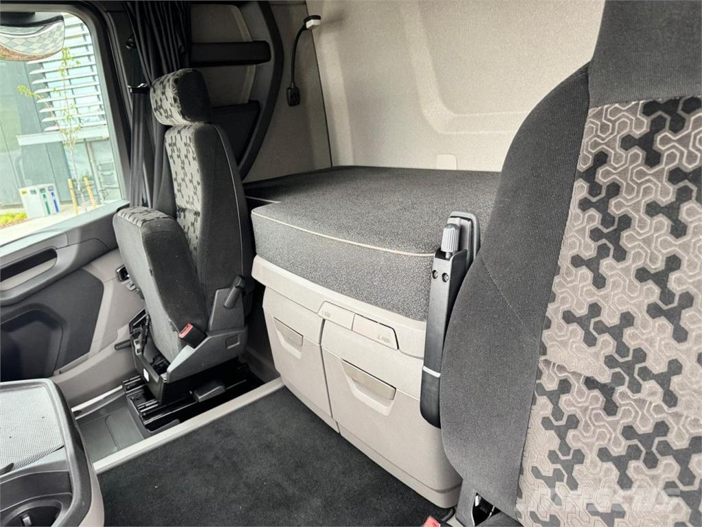 Scania R 460 A4x2NA Klimatyzacja Postojowa Fabryczna Motrici e Trattori Stradali
