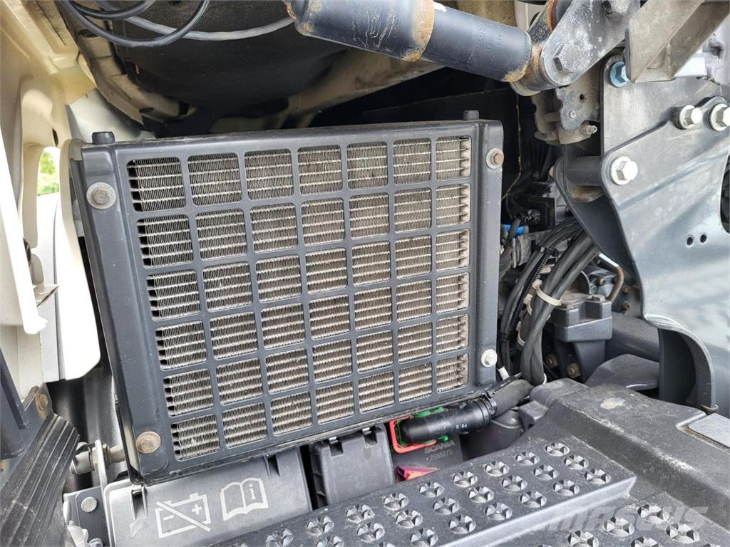 Scania R460A4x2EB Mega Naudoti vilkikai