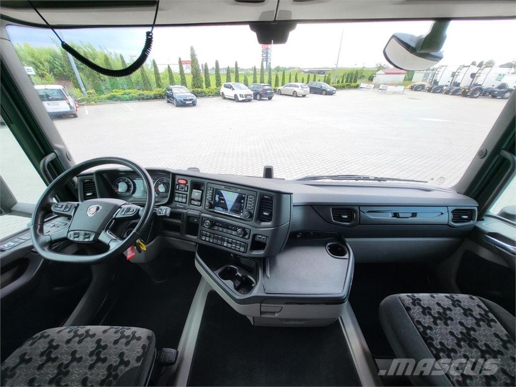 Scania R460A4x2EB Mega Naudoti vilkikai
