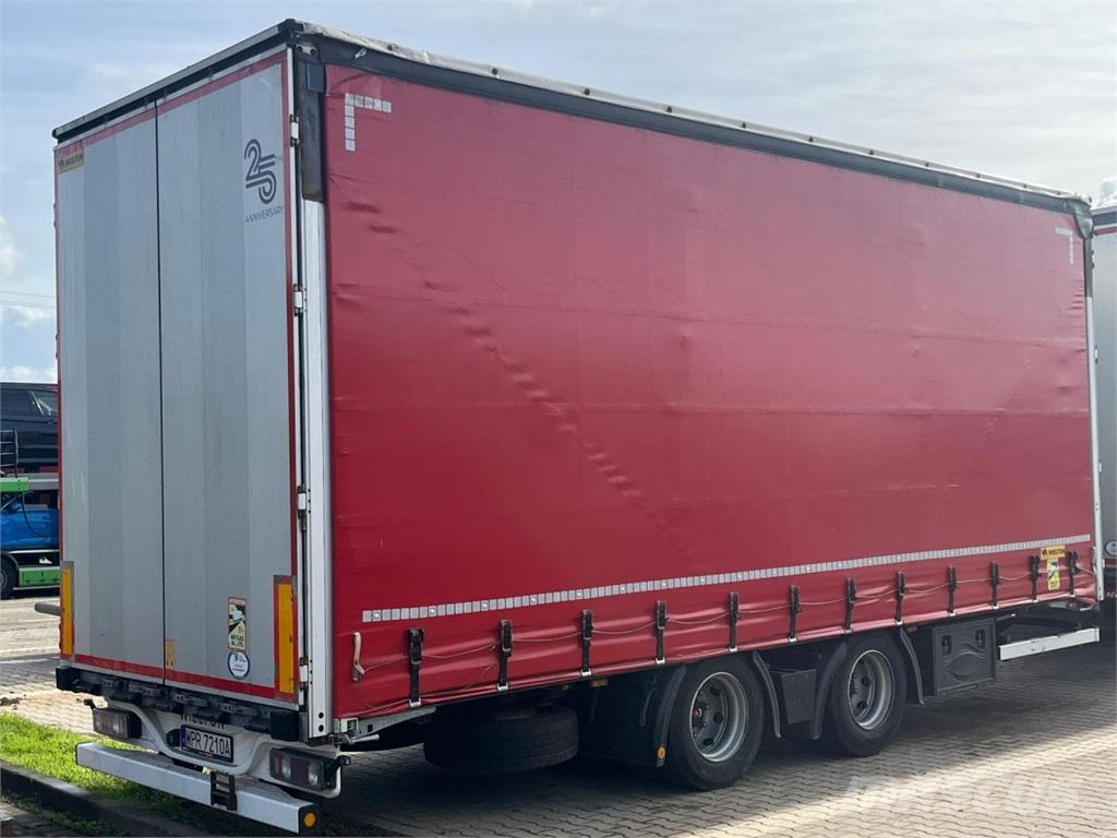 Scania S 500 B6x2LB Zestaw z przyczepą キャブ付きシャーシ