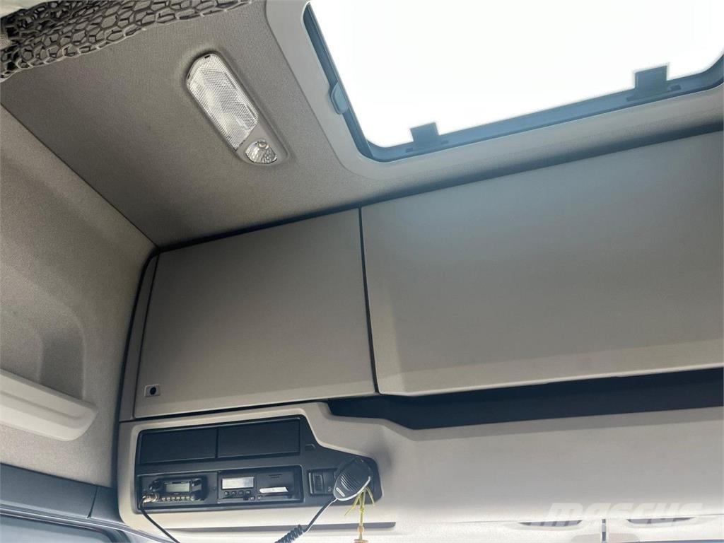 Scania S 500 B6x2LB Zestaw z przyczepą キャブ付きシャーシ