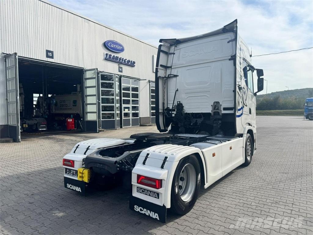 Scania S500 A4X2NA Standard Nowe opony tył Влекачи