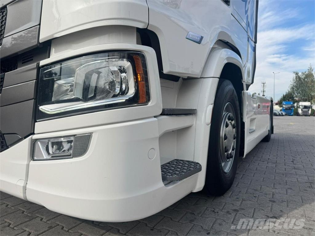 Scania S500 A4X2NA Standard Nowe opony tył Влекачи