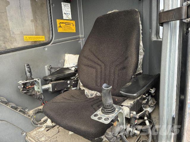 Jonsered Kesla 2112 T puutavaranostin Diger çekiciler